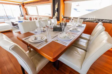 Sky Walker Caliente 96 ft (30m) Power boat in Dubai Harbour for rent in Dubai 16