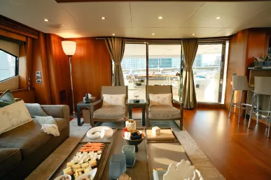 Sunseeker Encore 131 ft (40m) Power boat in Dubai Harbour for rent in Dubai 4