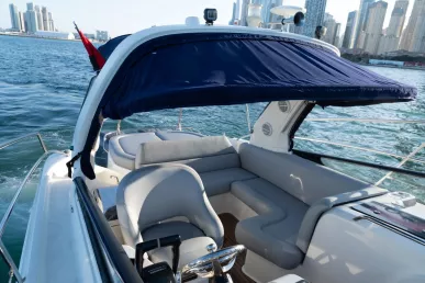 Motorboot Nora 33 ft (11m) in Dubai Harbour te huur in Dubai 4