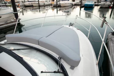Motorboot Nora 33 ft (11m) in Dubai Harbour te huur in Dubai 2