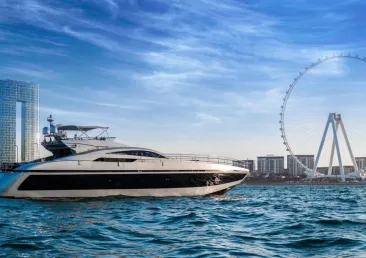 Lady Maya 105 piede (33m) Barca a motore a Dubai Harbour in affitto a Dubai 13