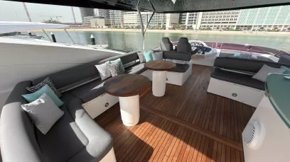 Sunseeker Aarna 90 футов (28m) Моторная лодка в Dubai Harbour для аренды в Дубай 9