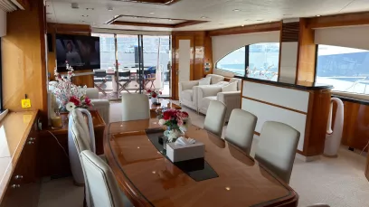 Sunseeker Aarna 90 футов (28m) Моторная лодка в Dubai Harbour для аренды в Дубай 14