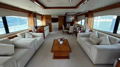 Sunseeker Aarna 90 футов (28m) Моторная лодка в Dubai Harbour для аренды в Дубай 11