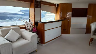 Sunseeker Aarna 90 футов (28m) Моторная лодка в Dubai Harbour для аренды в Дубай 13