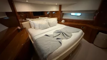 Sunseeker Aarna 90 футов (28m) Моторная лодка в Dubai Harbour для аренды в Дубай 16