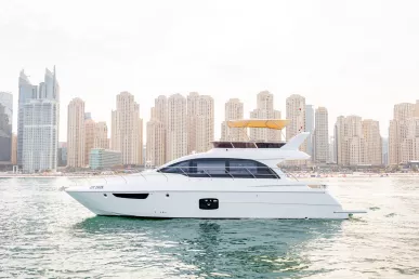Sky Walker Uno 52 piede (16m) Barca a motore a Dubai Harbour in affitto a Dubai