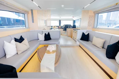 Motorboot Sky Walker Reno 62 ft (19m) in Dubai Harbour te huur in Dubai 9