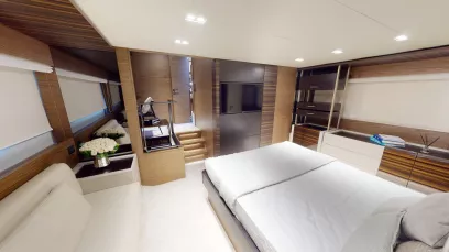 Ferretti 67 pie (21m) Barco de motor en Dubai Harbour para alquiler en Dubái 14