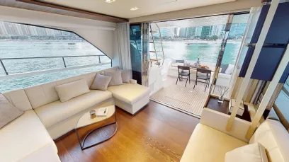 Ferretti 67 pie (21m) Barco de motor en Dubai Harbour para alquiler en Dubái 6