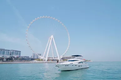 Fairline Liberty 80 piede (25m) Barca a motore a Dubai Harbour in affitto a Dubai