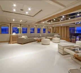 Sensation 164 футов (50m) Моторная лодка в Dubai Harbour для аренды в Дубай 3
