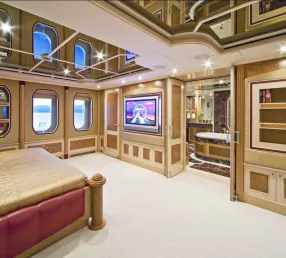 Sensation 164 футов (50m) Моторная лодка в Dubai Harbour для аренды в Дубай 2