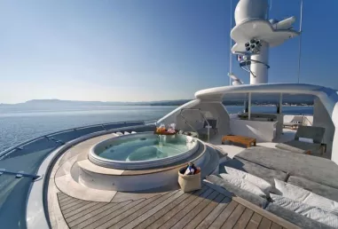 Sensation 164 футов (50m) Моторная лодка в Dubai Harbour для аренды в Дубай 8