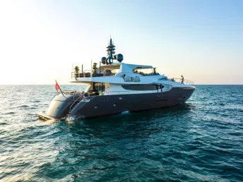 Nedship Khalili 110 ft (34m) Power boat in Dubai Harbour for rent in Dubai