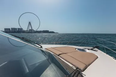 Oryx Viktoriia 46 piede (15m) Barca a motore a Dubai Harbour in affitto a Dubai 1